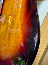 Load image into Gallery viewer, **EX-DEMO** Squier Classic Vibe 60s Fretless Jazz Bass - 3 Tone Sunburst