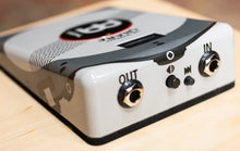 Load image into Gallery viewer, Meinl Percussion Ultimate Snare Digital Stomp Box - STB7