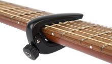 Load image into Gallery viewer, Fender Player Capo for Acoustic & Electric Guitar