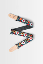 Load image into Gallery viewer, Kala Vintage Hibiscus Print Ukulele Strap - Black