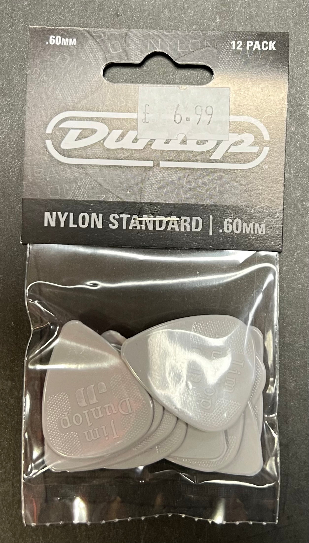 Dunlop Nylon 12 Pack of Plectrums - 0.60mm