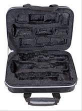 Load image into Gallery viewer, Champion Clarinet Case - CHCCLAR1
