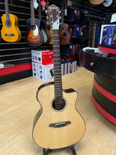 Load image into Gallery viewer, Pre-Loved Rathbone No.3 R3SBCE - Excellent Condition
