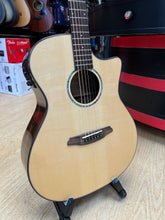 Load image into Gallery viewer, Pre-Loved Rathbone No.3 R3SBCE - Excellent Condition
