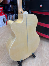 Load image into Gallery viewer, Pre-Loved Takamine EGS5235C Electro-Acoustic Jumbo w/ Hiscox Case - Like New Condition
