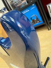 Load image into Gallery viewer, Pre-Loved Squier Affinity Stratocaster Blue w/Gigbag - Good Condition
